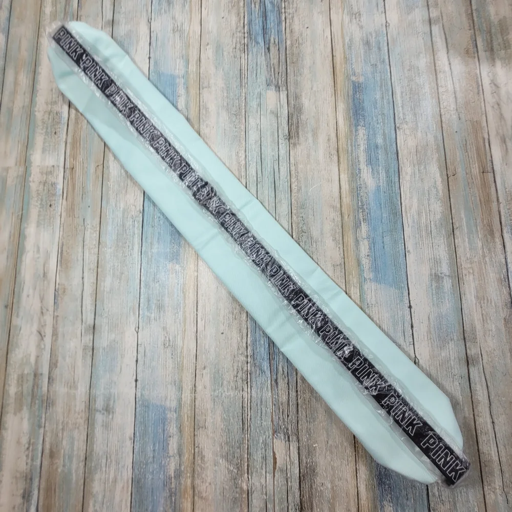 Victoria's Secret PINK Bag carrying cooler with Strap - Picture 3 of 7